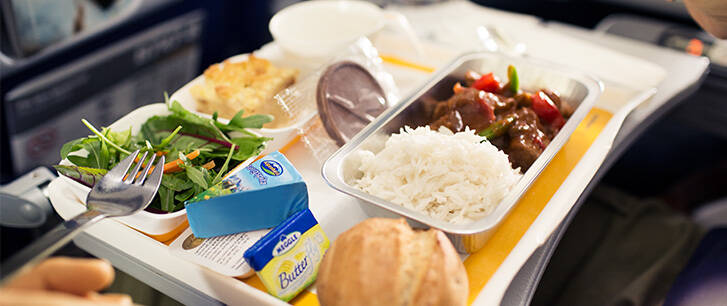 Maaltijd tijdens je vlucht in Economy Class Economy Class Lufthansa