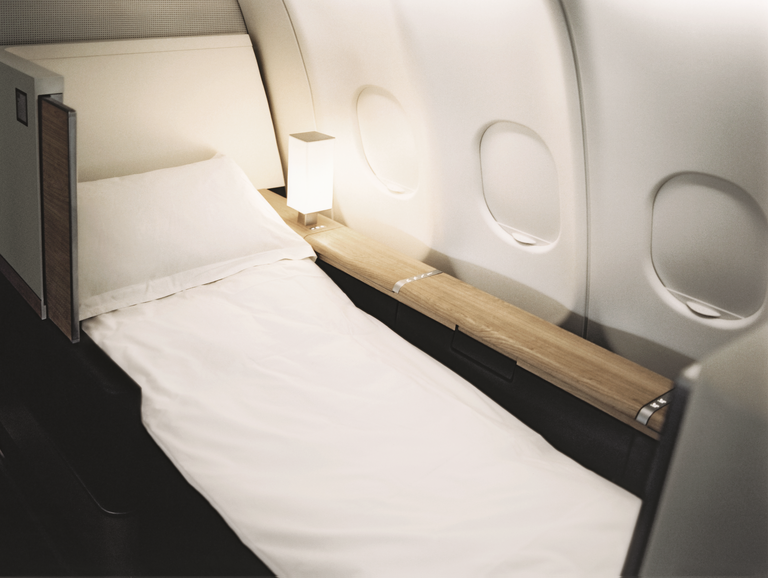 Bed tijdens vlucht met Swiss in First Class in de A330 First Class SWISS