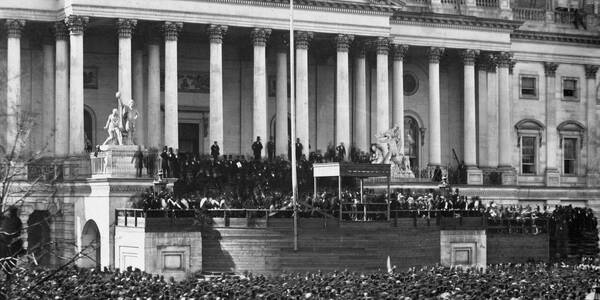 Lincolns inauguratie De inauguratie van Lincoln bij het Capitoolgebouw