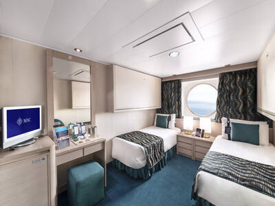 MSC Poesia Buitenhut