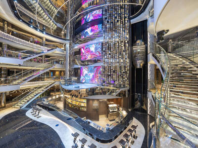 MSC Seashore Bar in het Atrium